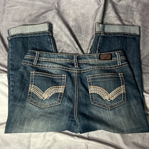 Earl Jean Denim Rolled Cuff Capris - size 8 - Picture 10 of 11